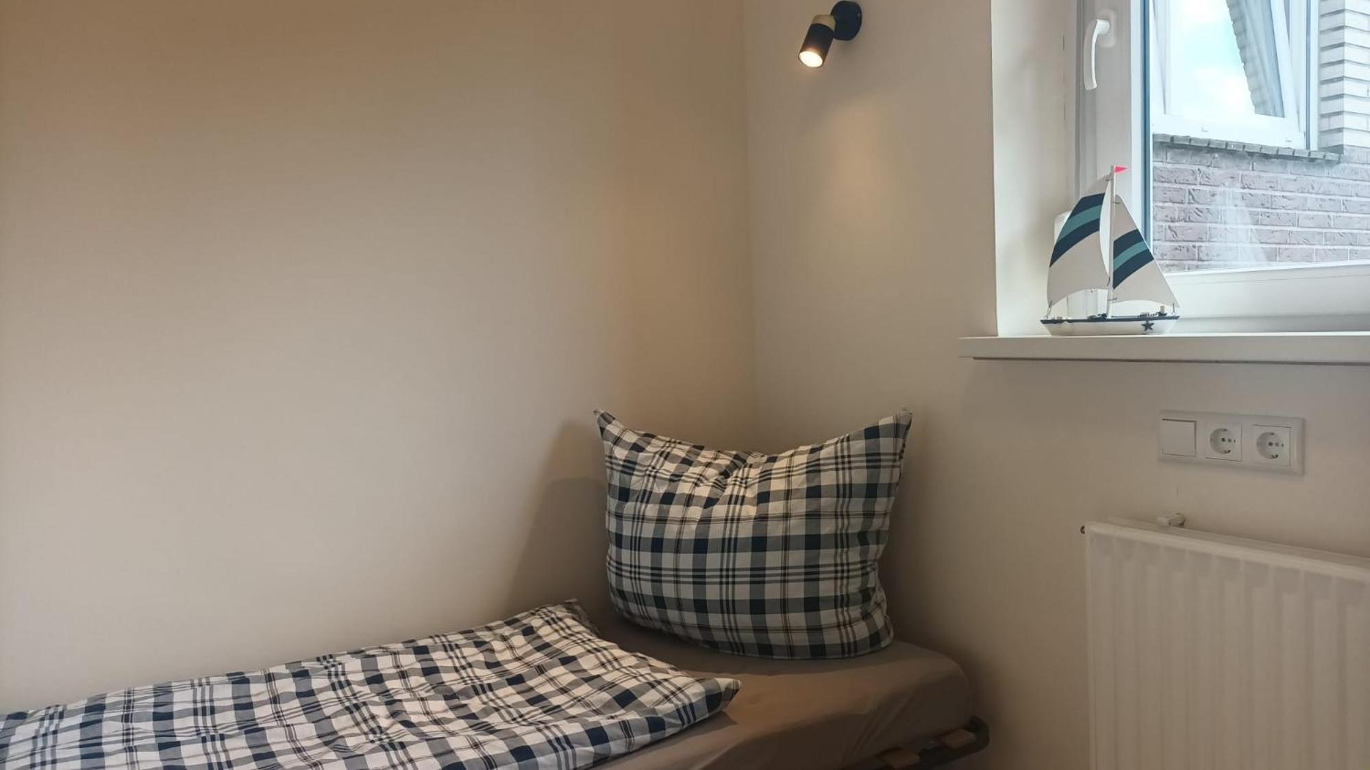 Ferienwohnung Krohn クックスハーフェン エクステリア 写真